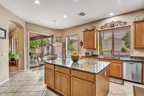 9362 E Hillview Cir, Mesa, AZ 85207 photo 14