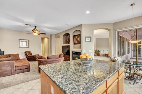9362 E Hillview Cir, Mesa, AZ 85207 photo 4
