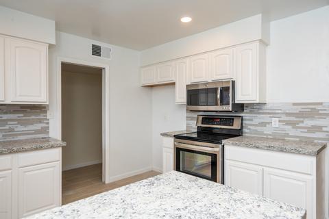 2227 E Mobile Ln, Phoenix, AZ 85040 photo 8