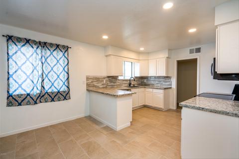 2227 E Mobile Ln, Phoenix, AZ 85040 photo 5