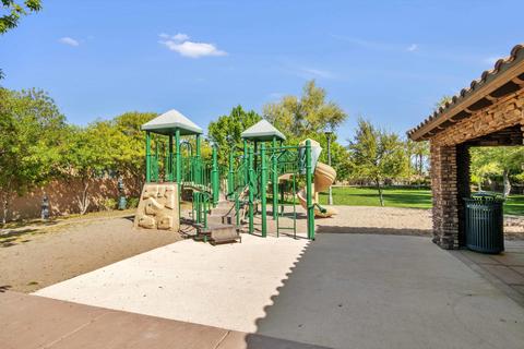 469 E Sunburst Ln, Tempe, AZ 85284 photo 32