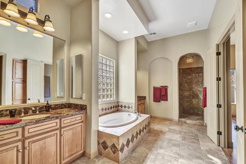 469 E Sunburst Ln, Tempe, AZ 85284 photo 19