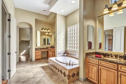 469 E Sunburst Ln, Tempe, AZ 85284 photo 18