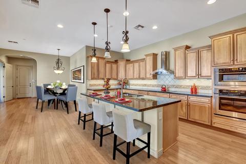 469 E Sunburst Ln, Tempe, AZ 85284 photo 8