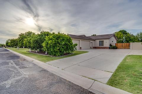 3502 E Norcroft Cir, Mesa, AZ 85213 photo 2