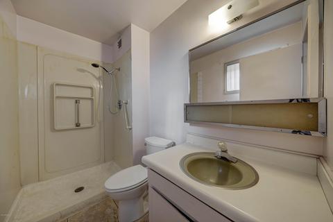 3308 N 80th Ln, Phoenix, AZ 85033 photo 9