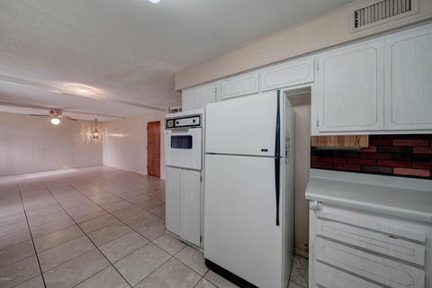 3308 N 80th Ln, Phoenix, AZ 85033 photo 4