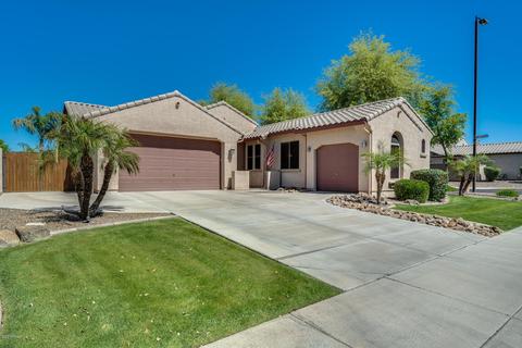 1888 E Indigo St, Gilbert, AZ 85298 photo 2