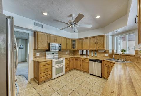 215 E Griswold Rd, Phoenix, AZ 85020 photo 14