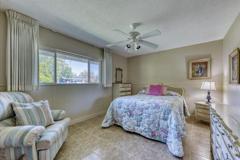 215 E Griswold Rd, Phoenix, AZ 85020 photo 17
