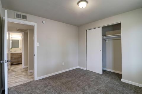 3923 E Willow Ave, Phoenix, AZ 85032 photo 12