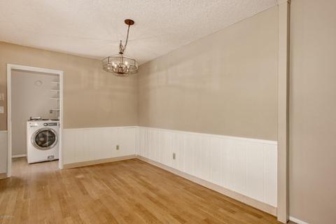 2631 E Mercer Ln, Phoenix, AZ 85028 photo 7