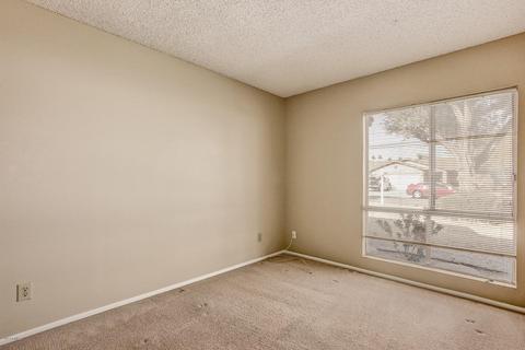 2631 E Mercer Ln, Phoenix, AZ 85028 photo 14