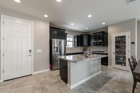 8527 E Osage Ave, Mesa, AZ 85212 photo 2