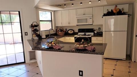 5215 E Coronado Cir, Phoenix, AZ 85044 photo 2