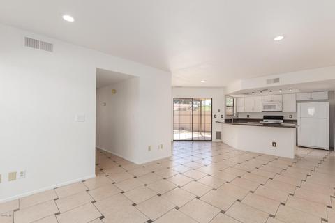 5215 E Coronado Cir, Phoenix, AZ 85044 photo 4