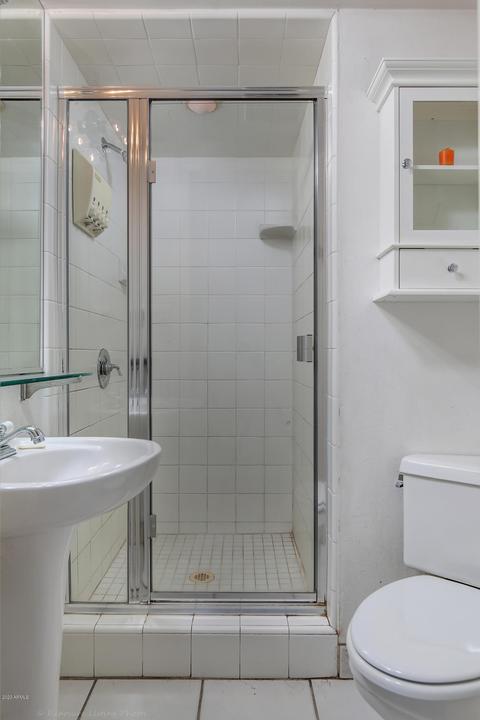 4079 E Campbell Ave, Phoenix, AZ 85018 photo 4