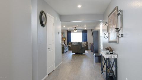 1748 E Chanute Pass, Phoenix, AZ 85040 photo 2