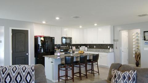 1748 E Chanute Pass, Phoenix, AZ 85040 photo 4