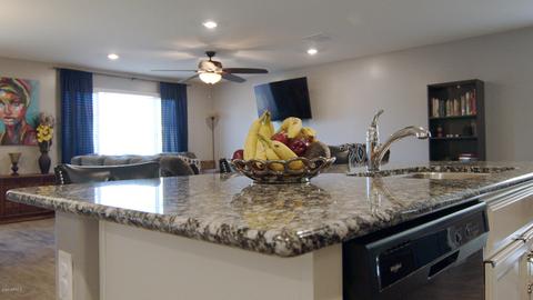 1748 E Chanute Pass, Phoenix, AZ 85040 photo 5