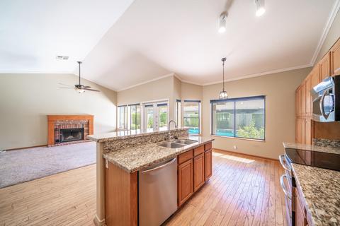 5815 E Jensen St, Mesa, AZ 85205 photo 4