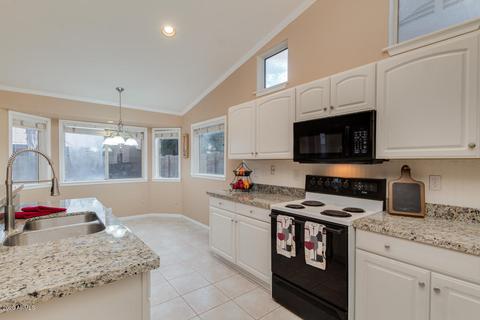2297 E Devon Ct, Gilbert, AZ 85296 photo 10