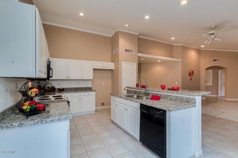 2297 E Devon Ct, Gilbert, AZ 85296 photo 8
