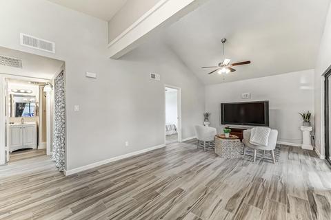 413 E Linda Ln #B, Gilbert, AZ 85234 photo 9