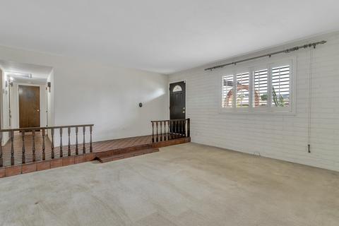 3812 E Yucca St, Phoenix, AZ 85028 photo 2