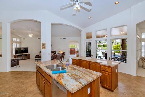 16832 S 18th Way, Phoenix, AZ 85048 photo 11