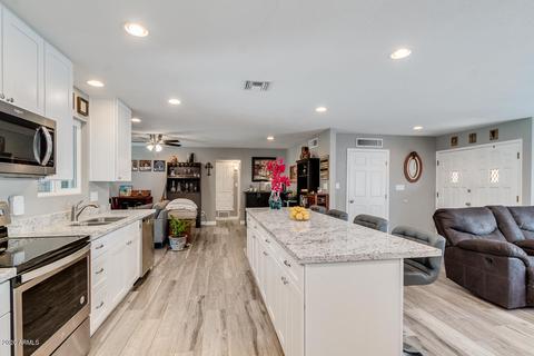 2080 E Riviera Dr, Tempe, AZ 85282 photo 12