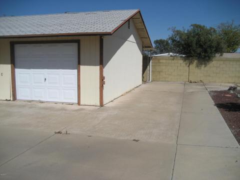 2541 E Piute Ave, Phoenix, AZ 85050 photo 3