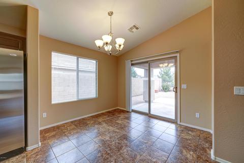 2977 E Aris Dr, Gilbert, AZ 85298 photo 9