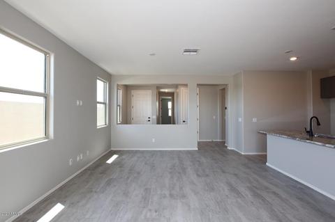 704 E Buckingham Ave, Gilbert, AZ 85297 photo 5