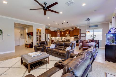 3929 E Peartree Ln, Gilbert, AZ 85298 photo 10