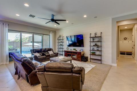 3929 E Peartree Ln, Gilbert, AZ 85298 photo 8