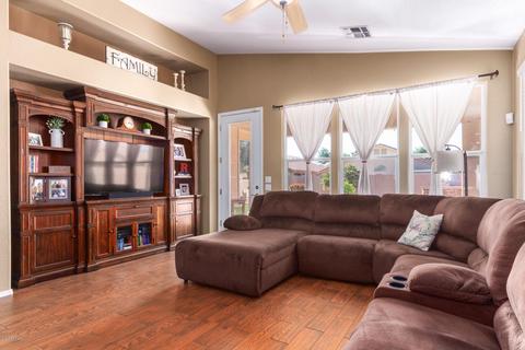 3831 E Pinon Ct, Gilbert, AZ 85234 photo 6