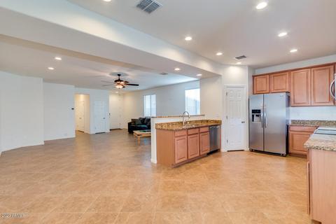 3921 E Blue Spruce Ln, Gilbert, AZ 85298 photo 11
