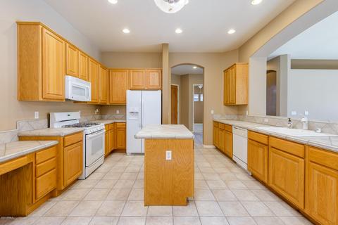 5254 Estevan Rd, Phoenix, AZ 85054 photo 9