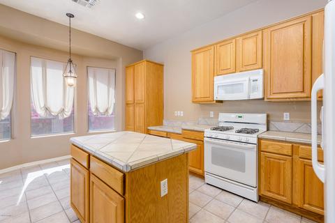 5254 Estevan Rd, Phoenix, AZ 85054 photo 8