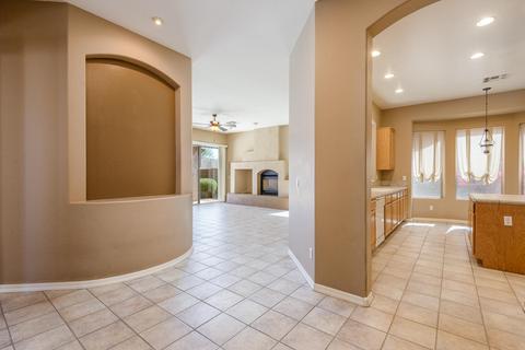 5254 Estevan Rd, Phoenix, AZ 85054 photo 3