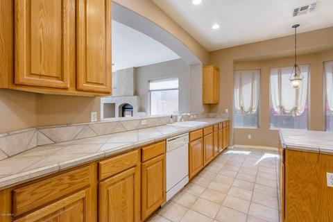 5254 Estevan Rd, Phoenix, AZ 85054 photo 7