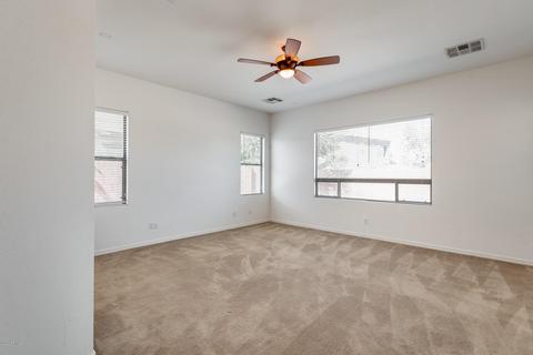 1368 E Clark Dr, Gilbert, AZ 85297 photo 4