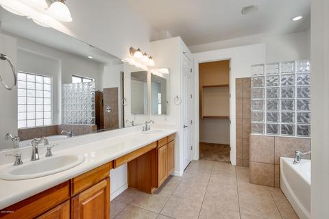 1368 E Clark Dr, Gilbert, AZ 85297 photo 27
