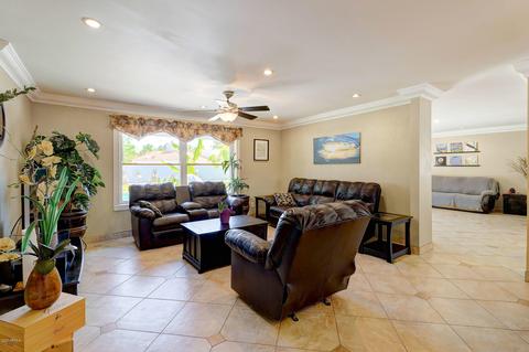 4301 E Sheena Dr, Phoenix, AZ 85032 photo 5