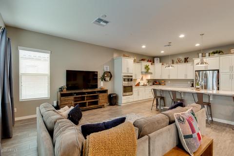 3318 E Myrtabel Way, Gilbert, AZ 85298 photo 5