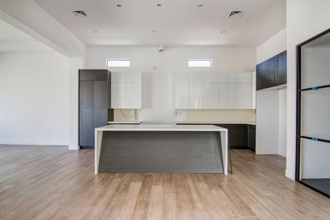 2004 E Solar Dr, Phoenix, AZ 85020 photo 9