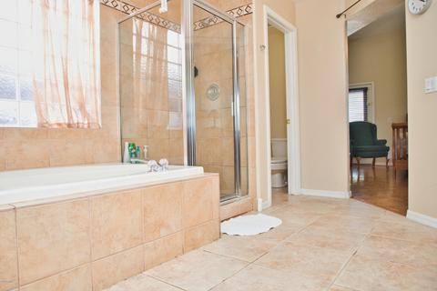 1527 E Michelle Dr, Phoenix, AZ 85022 photo 49
