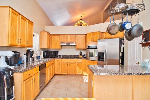 1527 E Michelle Dr, Phoenix, AZ 85022 photo 13