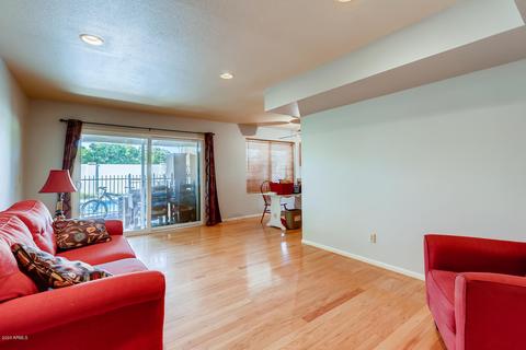 312 E Voltaire Ave, Phoenix, AZ 85022 photo 2